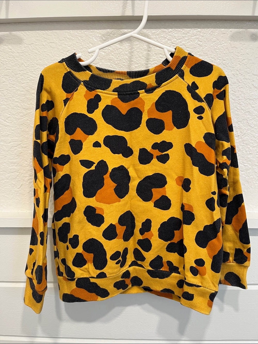 Hugo loves Tiki X Kip&Co kids leopard print crew neck